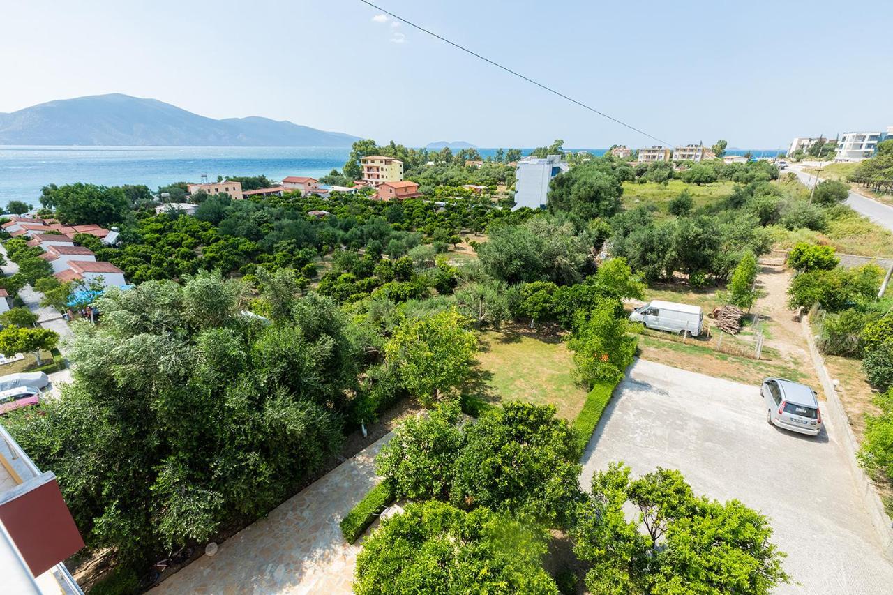 Hotel Dini Radhimë Εξωτερικό φωτογραφία