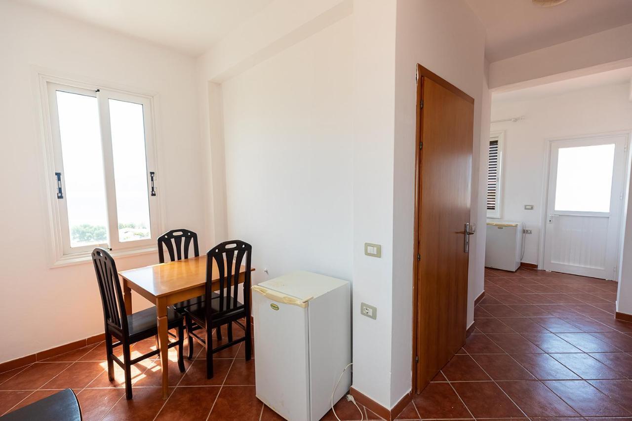 Hotel Dini Radhimë Εξωτερικό φωτογραφία
