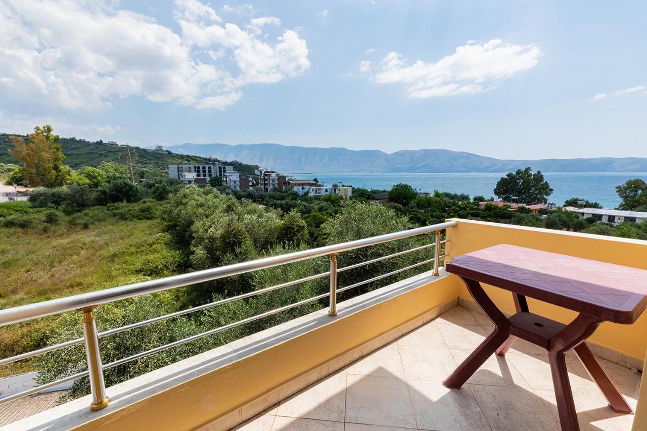 Hotel Dini Radhimë Εξωτερικό φωτογραφία