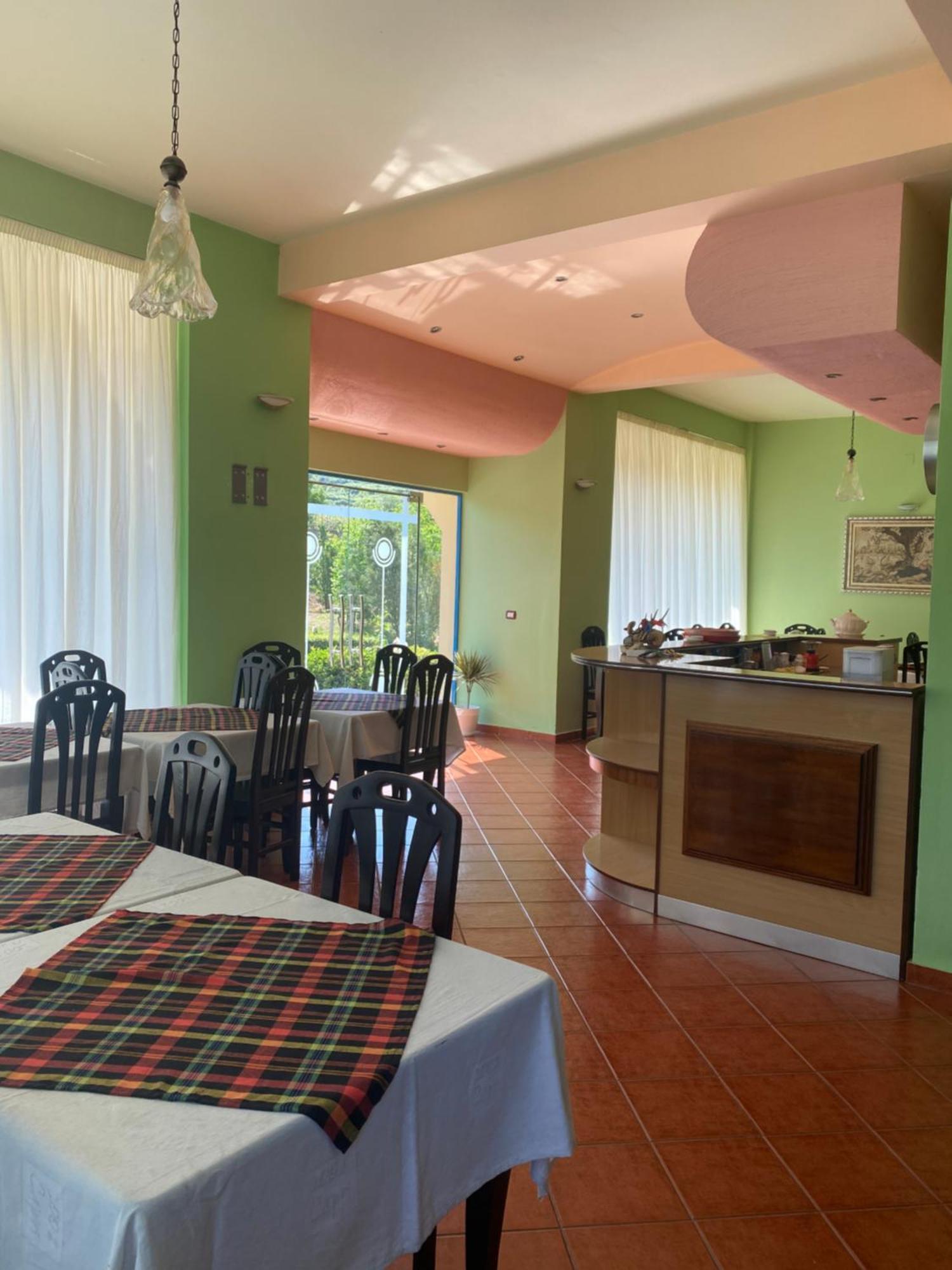 Hotel Dini Radhimë Εξωτερικό φωτογραφία